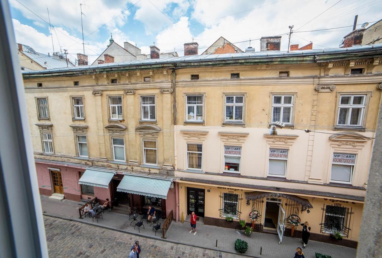 Апартаменти На Площі Ринок З Новим Сучасним Ремонтом Lviv Exterior foto